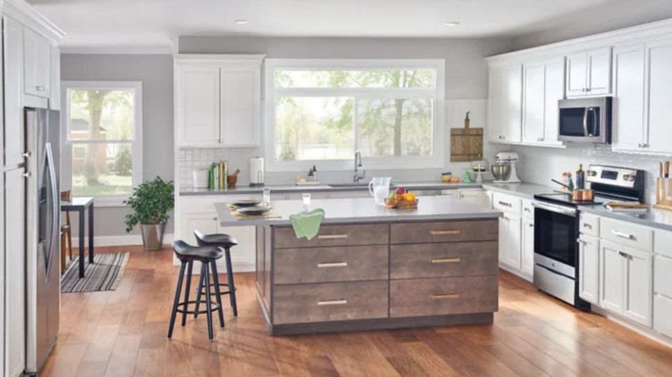Why Homeowners Choose Replacement Windows for Modern Living